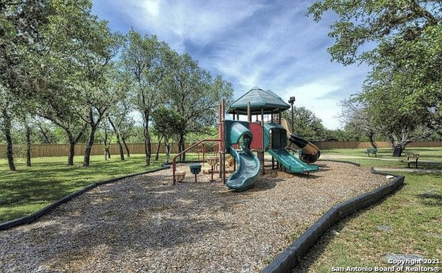 11038 Hillsdale Loop Property Photo 15