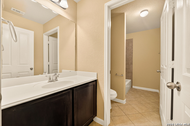 8447 Meadow Plains Property Photo 25
