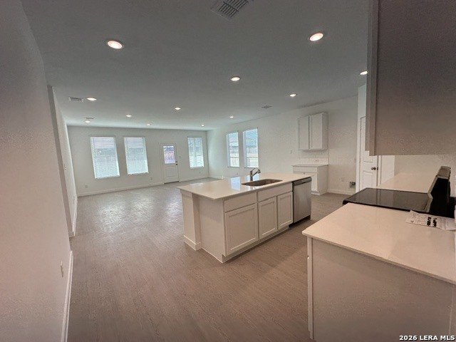 6719 Flores Rd Property Photo 4