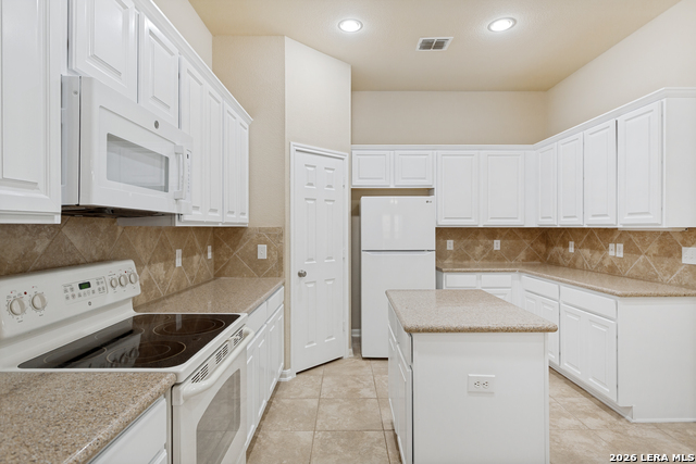 8910 Hanover Frst Property Photo 12