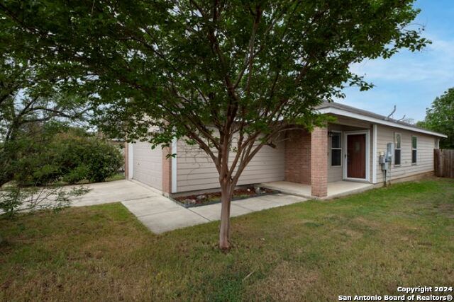 25323 Longbranch Property Photo 3