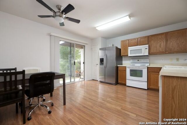 25323 Longbranch Property Photo 8