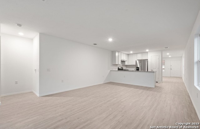 10258 Asta Trl Property Photo 8