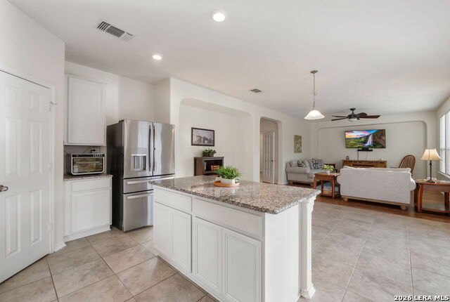 425 Landmark Fls Property Photo 11