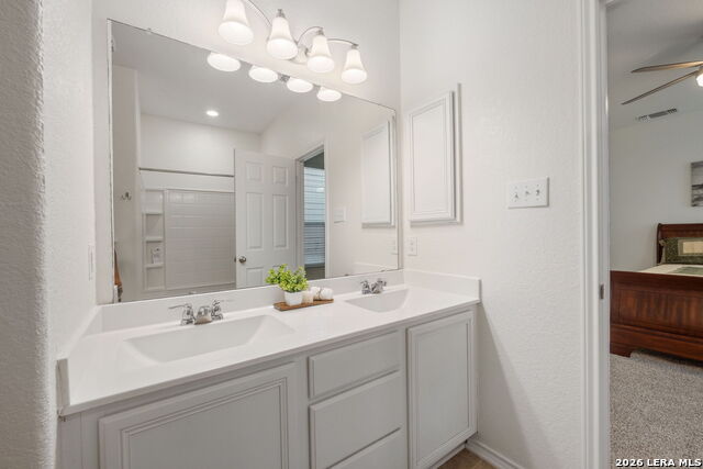425 Landmark Fls Property Photo 19