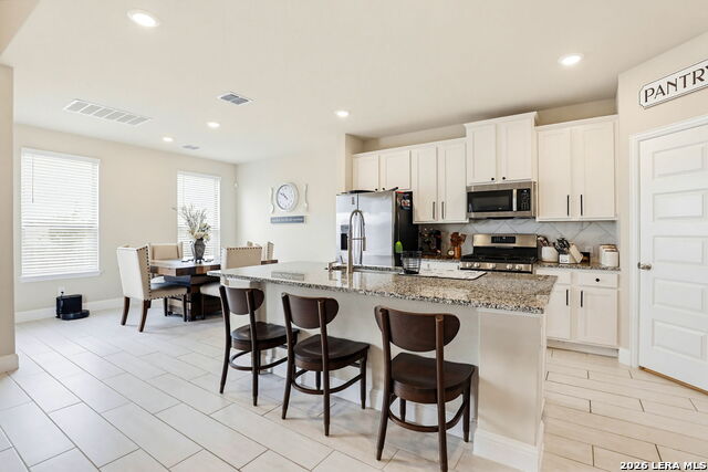 4174 Garden Path Property Photo 3