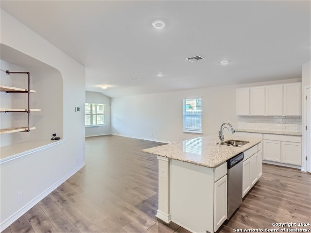 9811 Bratten Rise Property Photo 5