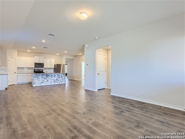9811 Bratten Rise Property Photo 9