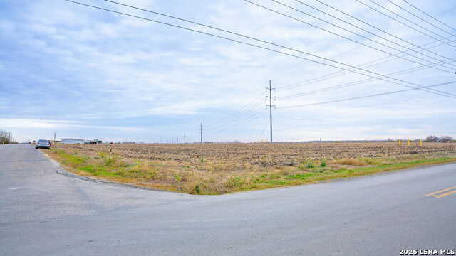 775 Holman Rd Property Photo 5