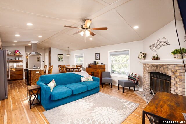 511 Forest Hill St Property Photo 3