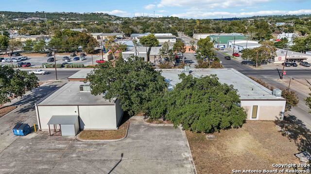 429 Jefferson St Property Photo 45