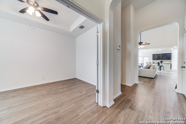 120 Jolie Cir Property Photo 4