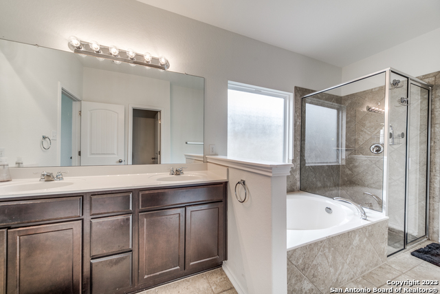 120 Jolie Cir Property Photo 17