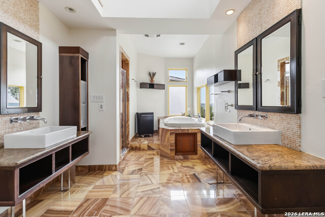 329 Vip Dr Property Photo 25