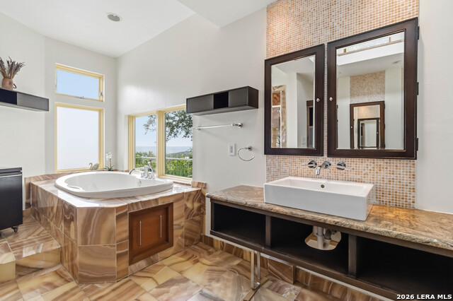 329 Vip Dr Property Photo 26