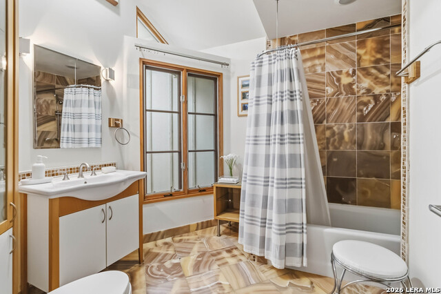 329 Vip Dr Property Photo 33