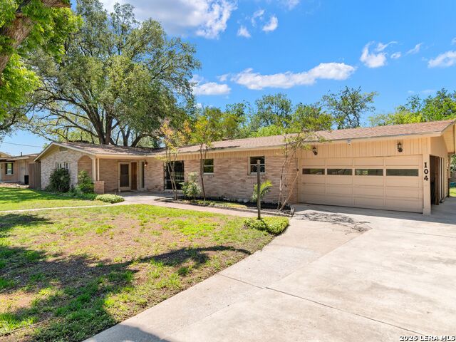 104 Herweck Drive Property Photo 5