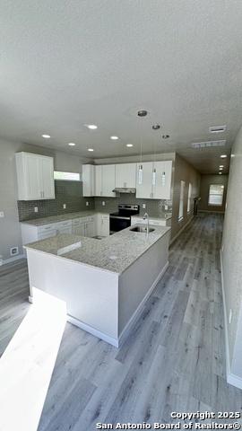800 W Russell Pl Property Photo 6