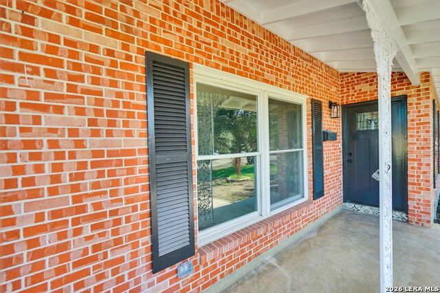 113 Aribe Dr Property Photo 6
