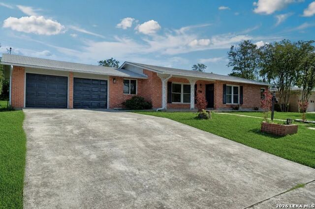 113 Aribe Dr Property Photo 10