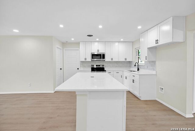 113 Aribe Dr Property Photo 16