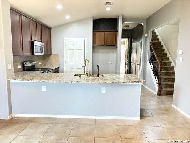 3107 Thunder Gulch Property Photo 2