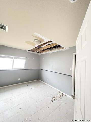 3107 Thunder Gulch Property Photo 6