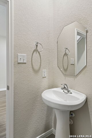 605 Oleander Crk Property Photo 10