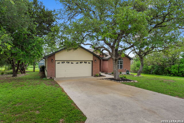 126 Hunter Ridge Rd Property Photo 2