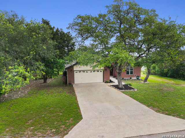 126 Hunter Ridge Rd Property Photo 3