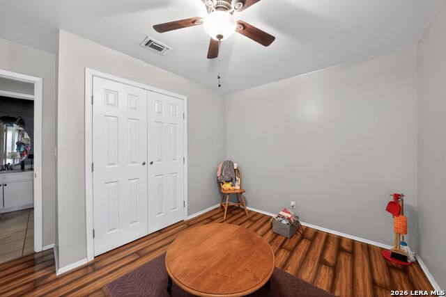 7623 Glen Mont Property Photo 15