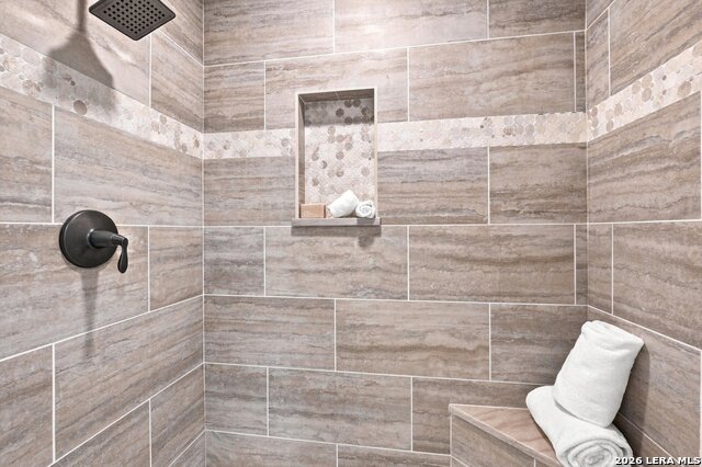 4509 Ridge Peak Dr Property Photo 15