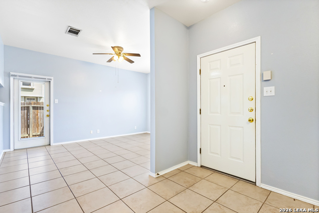 2735 Crown Holw Property Photo 8