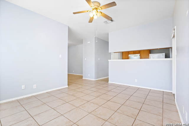 2735 Crown Holw Property Photo 11