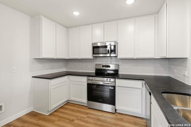 11307 Hollinger Circle Property Photo 9