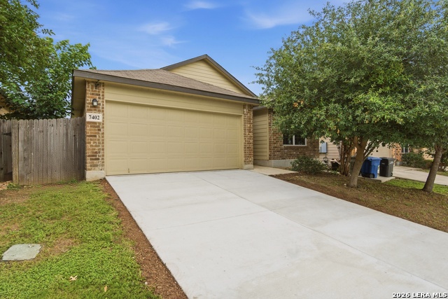 7402 Equinox Cor Property Photo 3