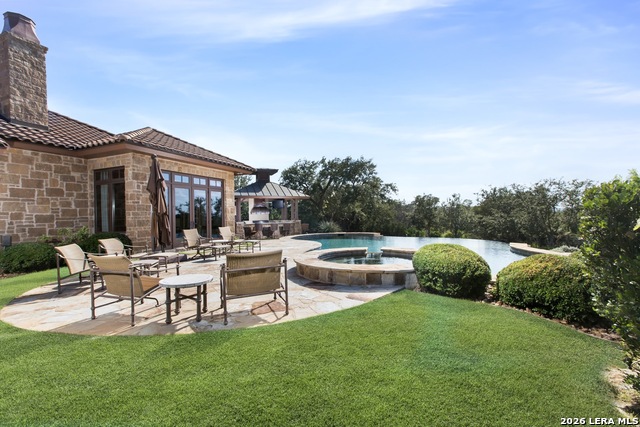 2428 Clubs Property Photo 7