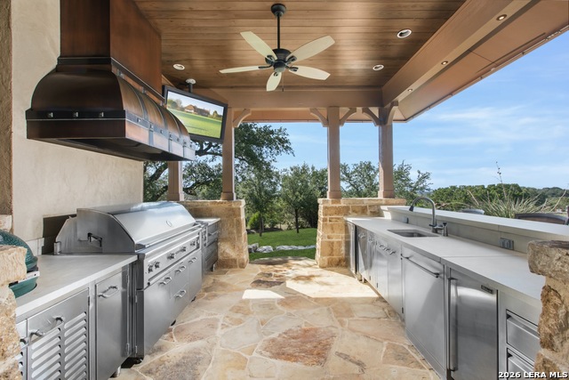 2428 Clubs Property Photo 9