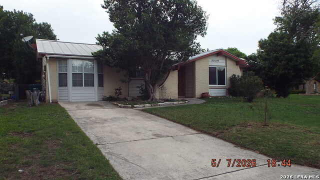 7329 Leading Oaks Property Photo 1