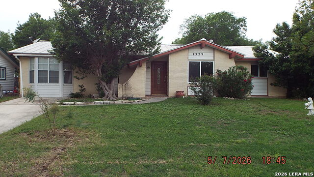 7329 Leading Oaks Property Photo 2