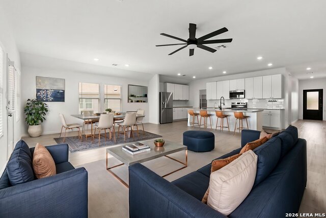 105 Olympic Cv Property Photo 5
