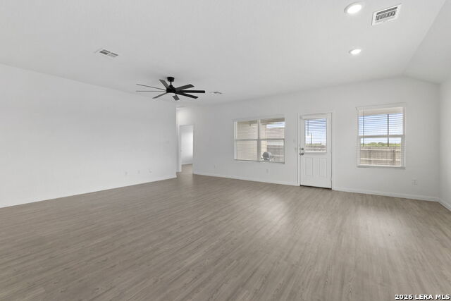 105 Olympic Cv Property Photo 7