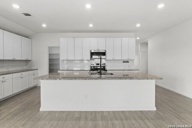 105 Olympic Cv Property Photo 12
