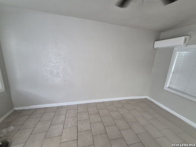 115 Caldwell St Property Photo 5