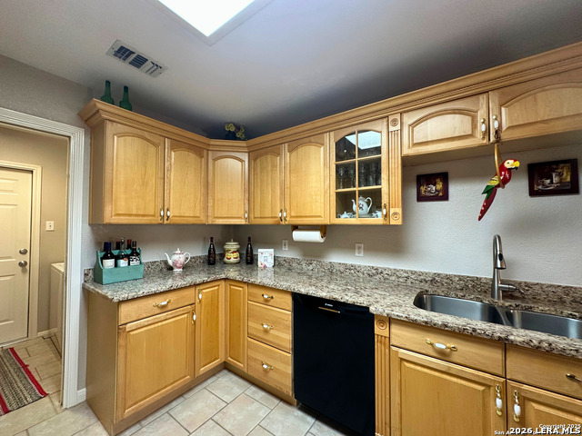 1265 Buttercup Property Photo 7