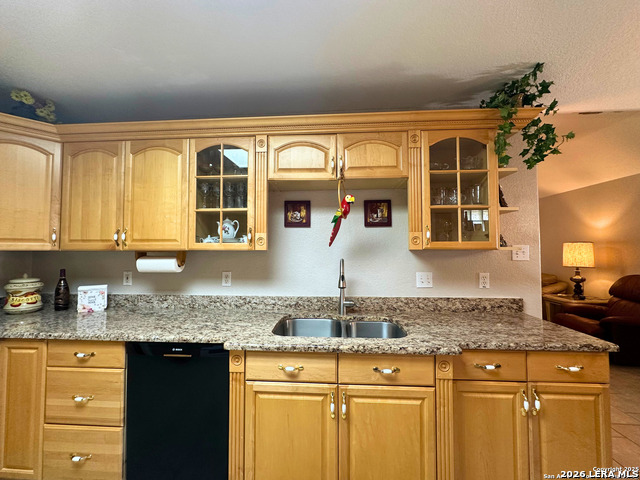 1265 Buttercup Property Photo 8