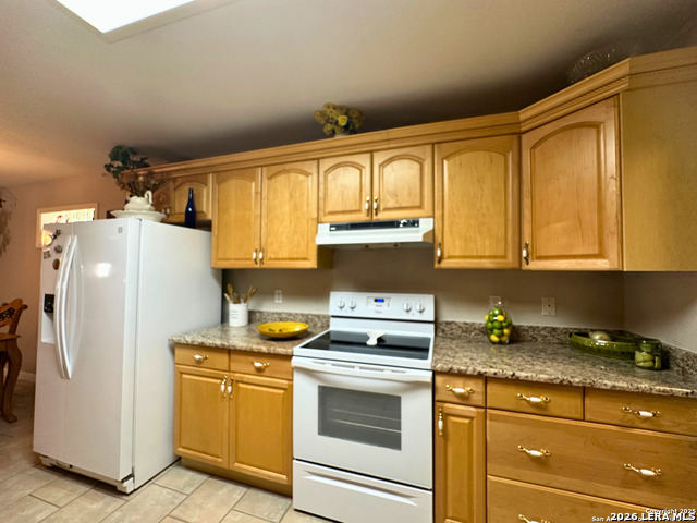 1265 Buttercup Property Photo 9