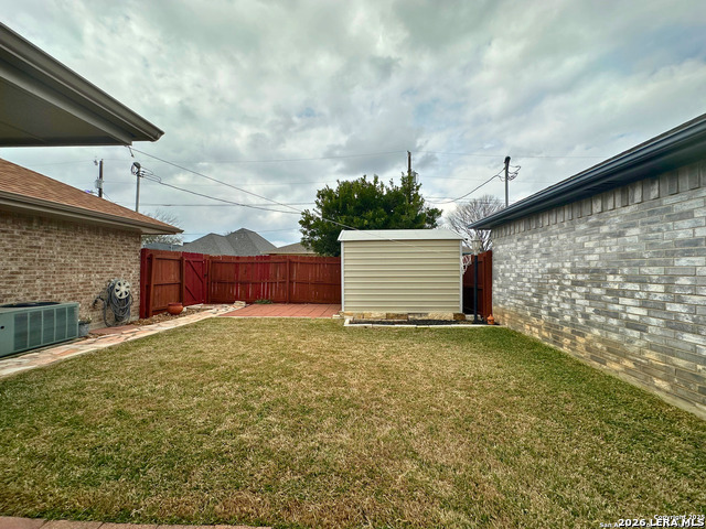 1265 Buttercup Property Photo 23