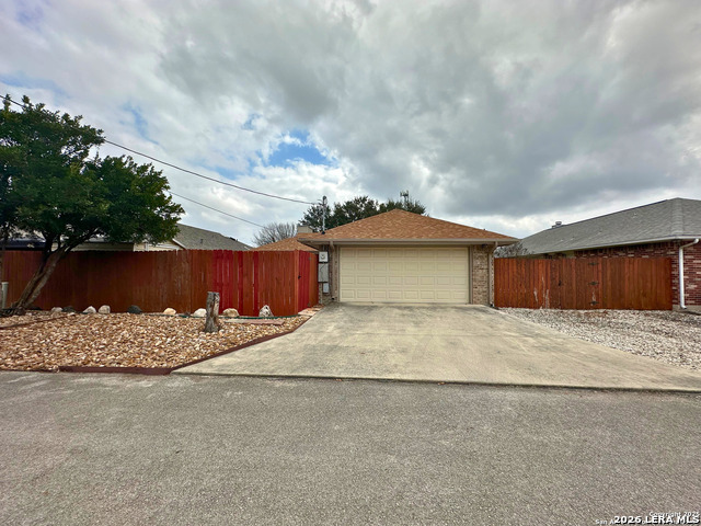1265 Buttercup Property Photo 25