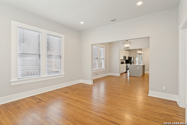 1205 Burnet St Property Photo 9